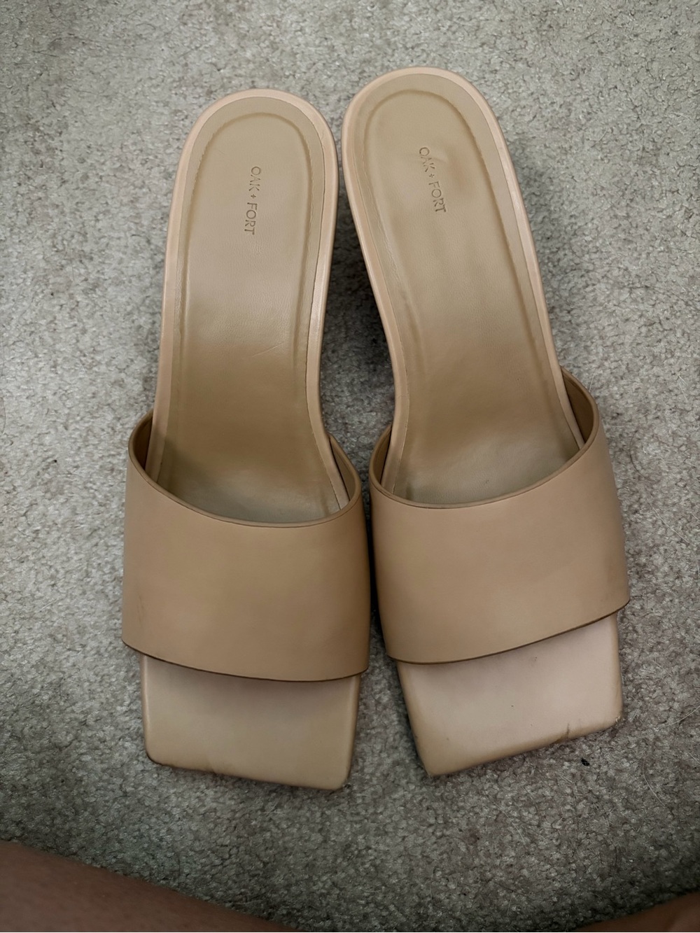 OAK + FORT Beige Square-Toe Slide Heels